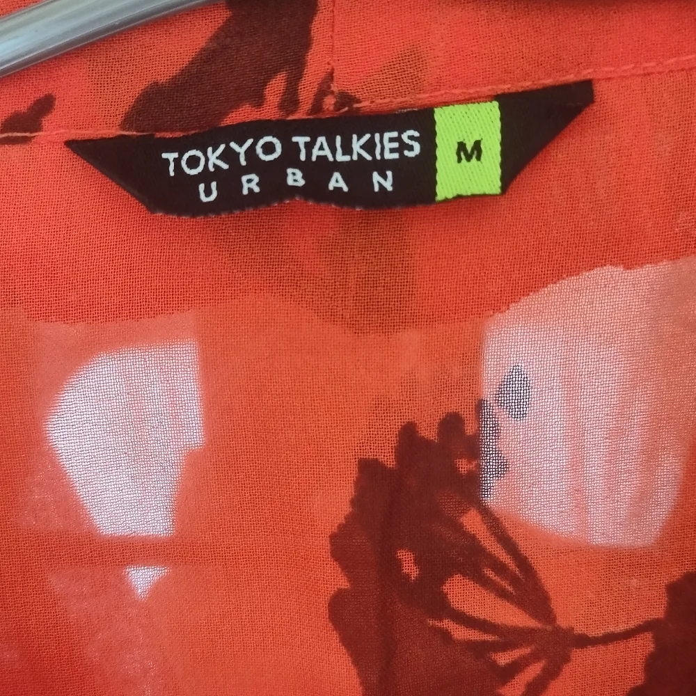 Bright orange Crop top - Picture 2 of 3